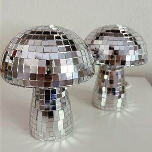 Disco Mushrooms 🍄🪩